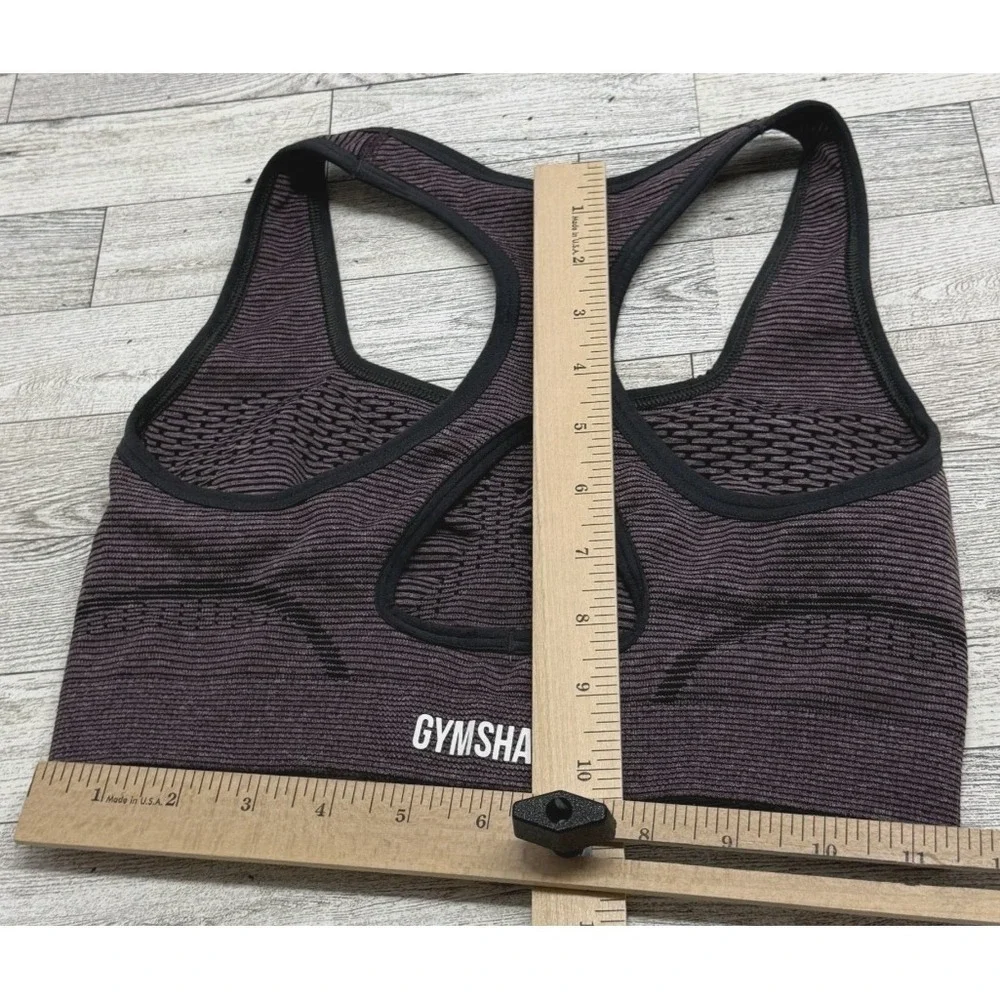Gymshark Women's Seamless Racerback Light‎ Support Sports Bra DM3 Purple MEDIUM